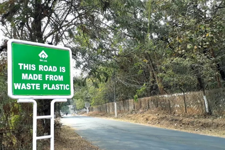 Central Govt. Urges States, UTs to Use Plastic Waste in Urban Road Infrastructure